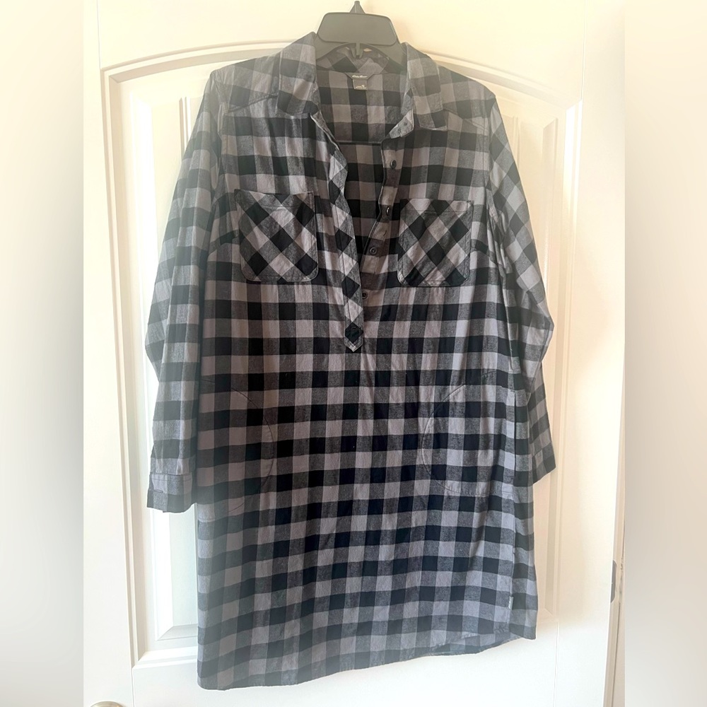 Eddie Bauer Grey Black Plaid Cotton Flannel Dress with Pockets - Size 12
